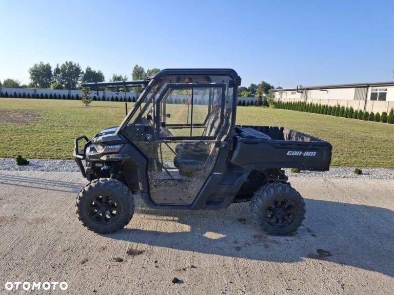Can-Am Inny - 7