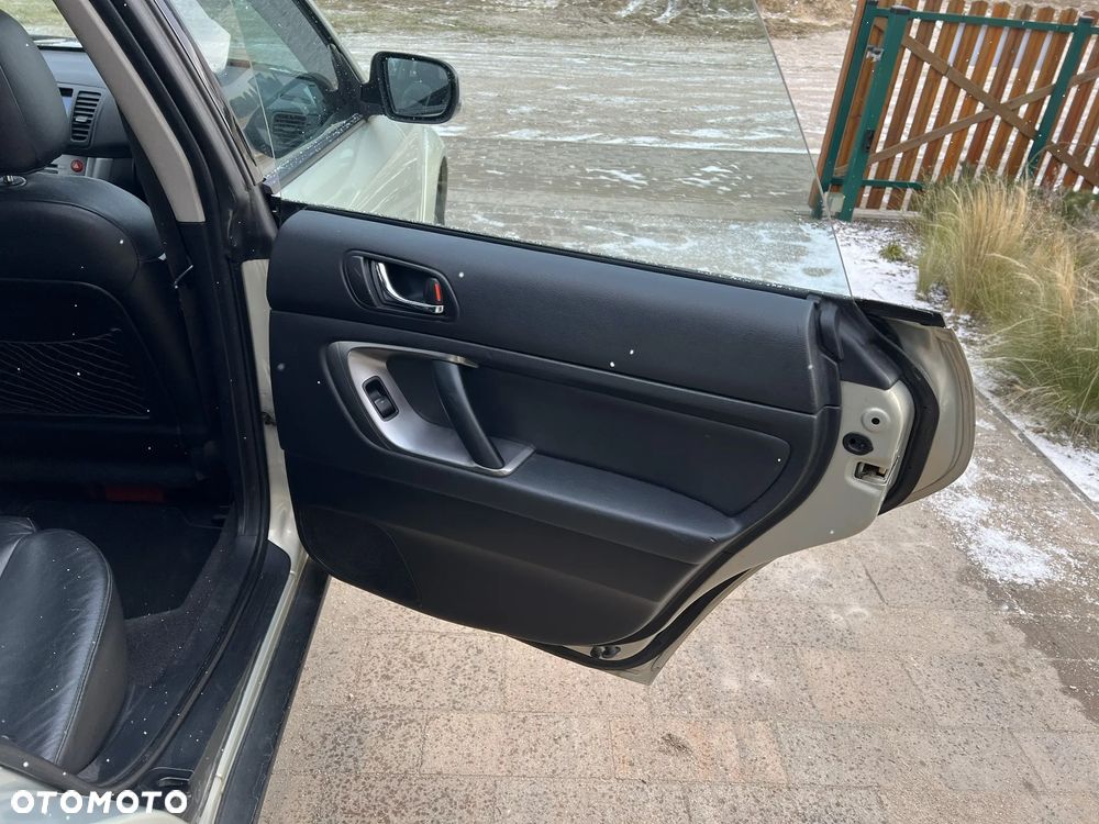 Subaru Outback 2.5 Automatik Comfort - 22