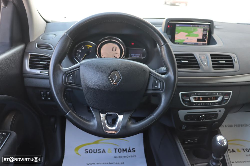 Renault Mégane 1.5 dCi Dynamique SS - 9