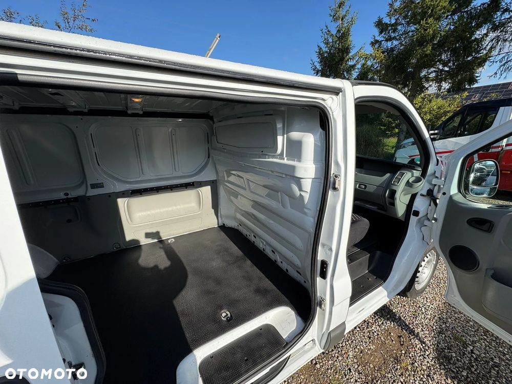 Opel VIVARO LONG KLIMATRYZACJA - 22