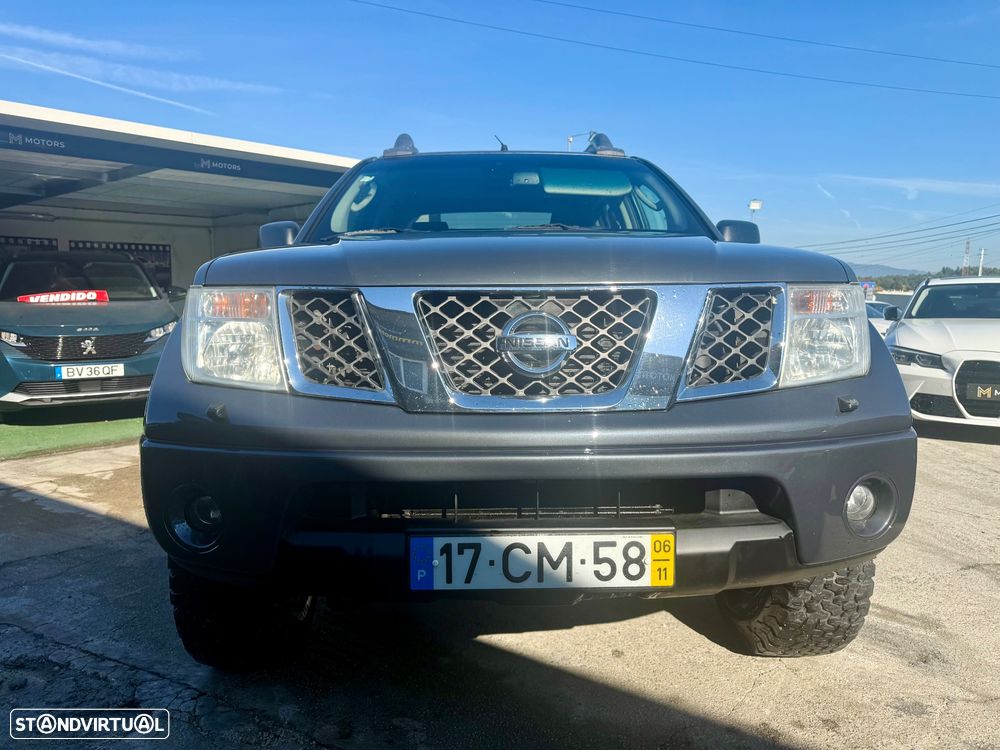 Nissan Navara 2.5 dCi CD LE Prem.+BDT AT - 34