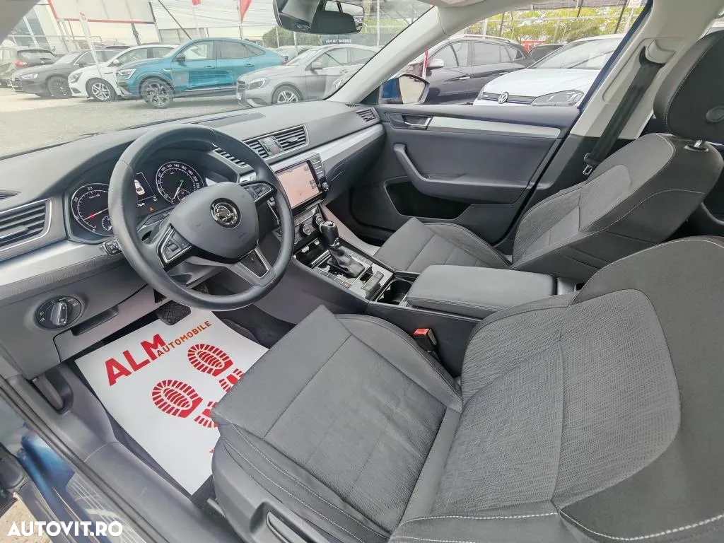 Skoda Superb 2.0 TDI DSG Ambition - 3