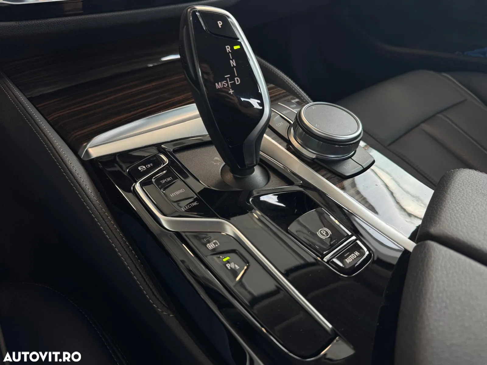 BMW Seria 5 530e xDrive Aut. Luxury Line - 19