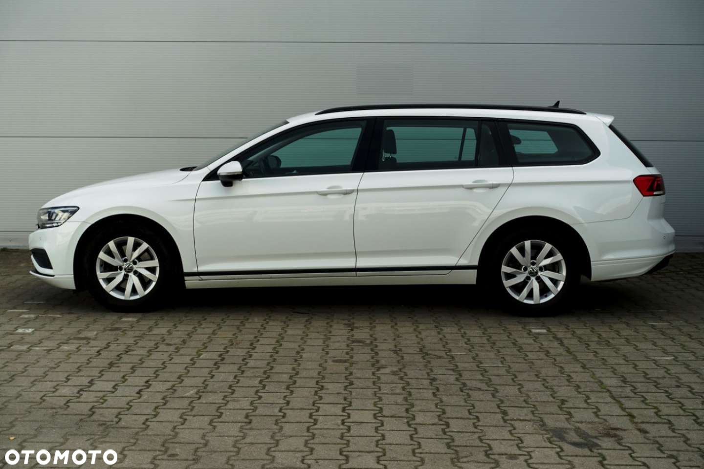 Volkswagen Passat 1.5 TSI EVO Essence DSG - 5