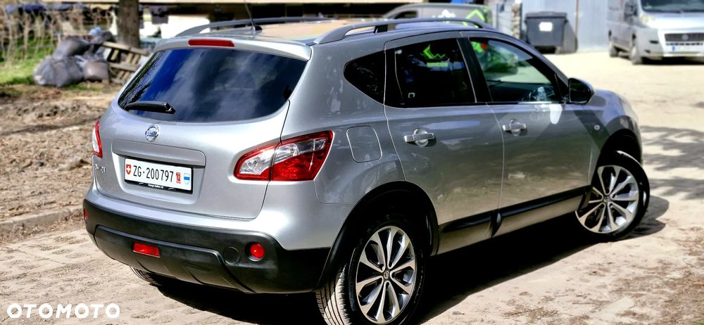 Nissan Qashqai 2.0 4 x 4 visia - 12