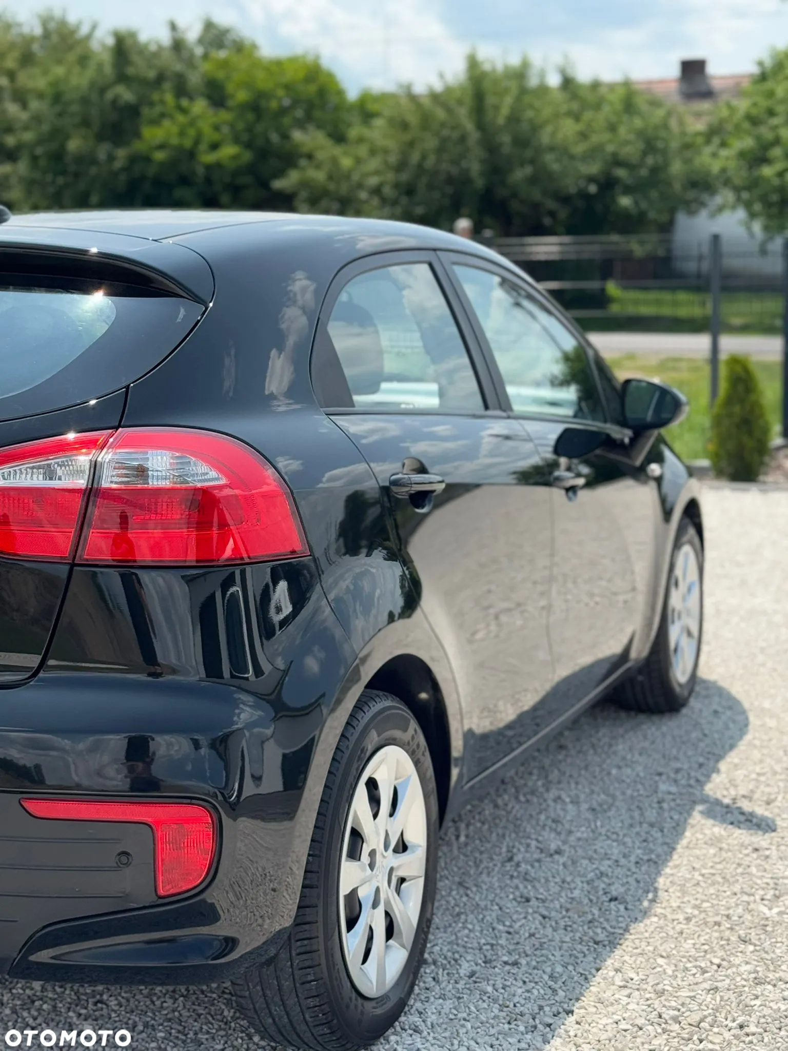 Kia Rio 1.2 M - 13