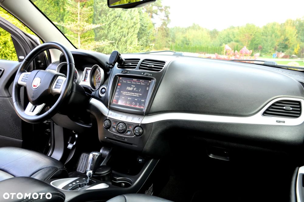 Fiat Freemont 2.0 Multijet 16V DPF Automatik Allrad Black Code - 35