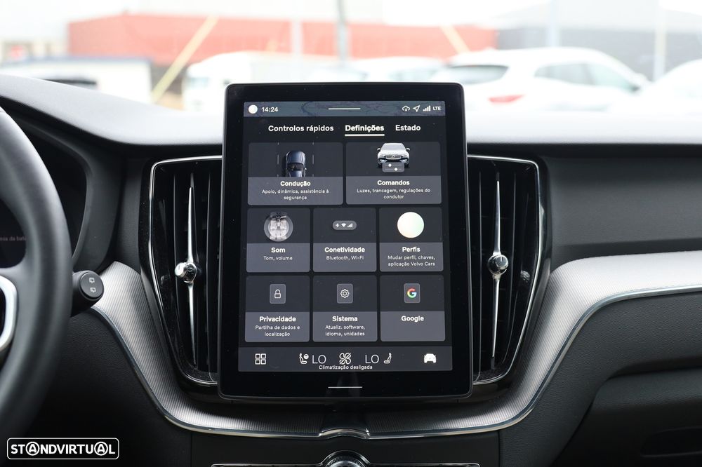 Volvo XC 60 2.0 T6 PHEV Core AWD - 24