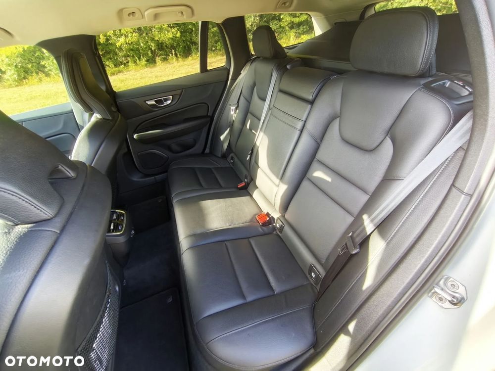 Volvo V60 - 16