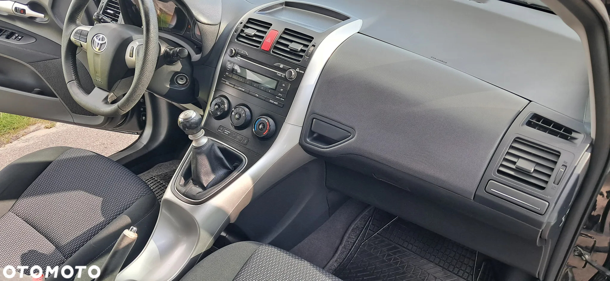 Toyota Auris 1.6 Comfort - 13