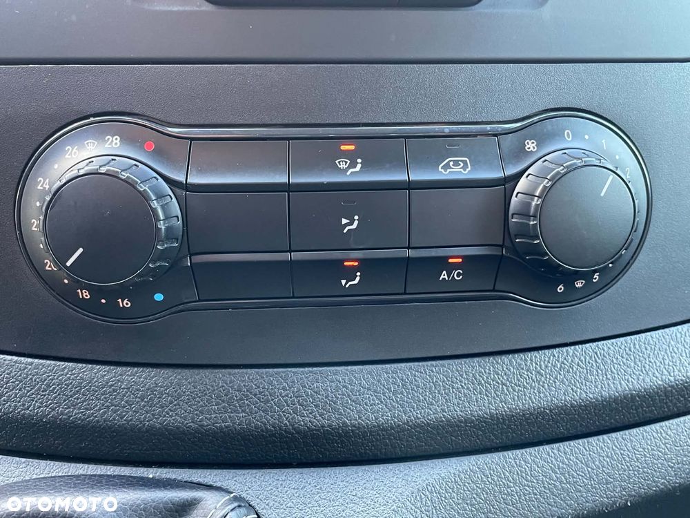 Mercedes-Benz Vito - 16