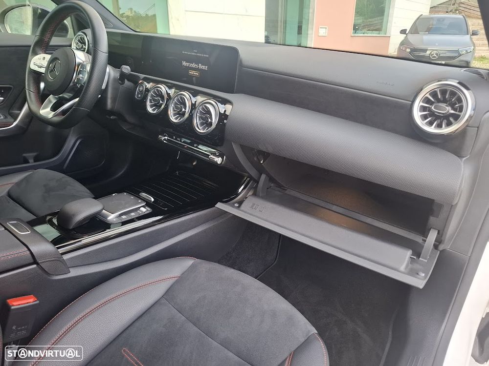 Mercedes-Benz A 200 7G-DCT AMG Line - 47