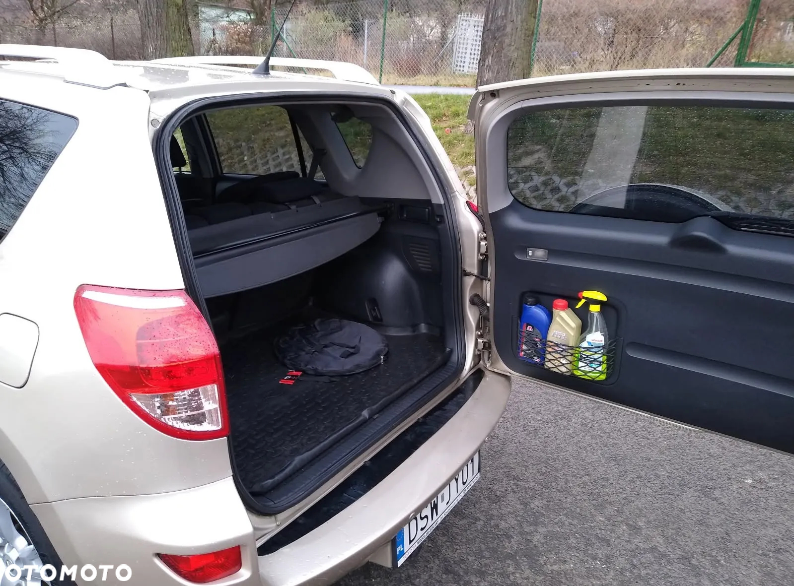 Toyota RAV4 - 8
