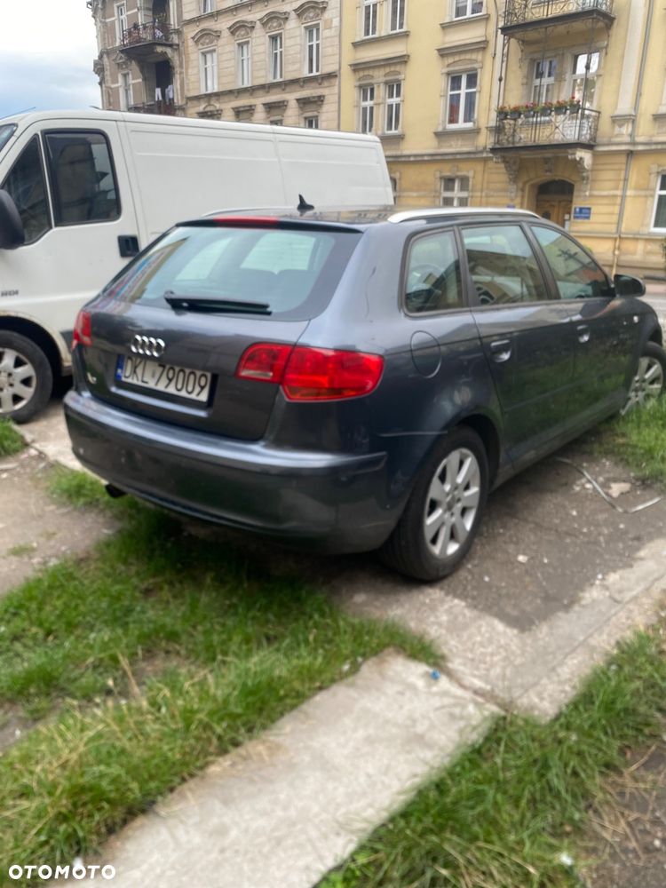 Audi A3 Sportback - 4