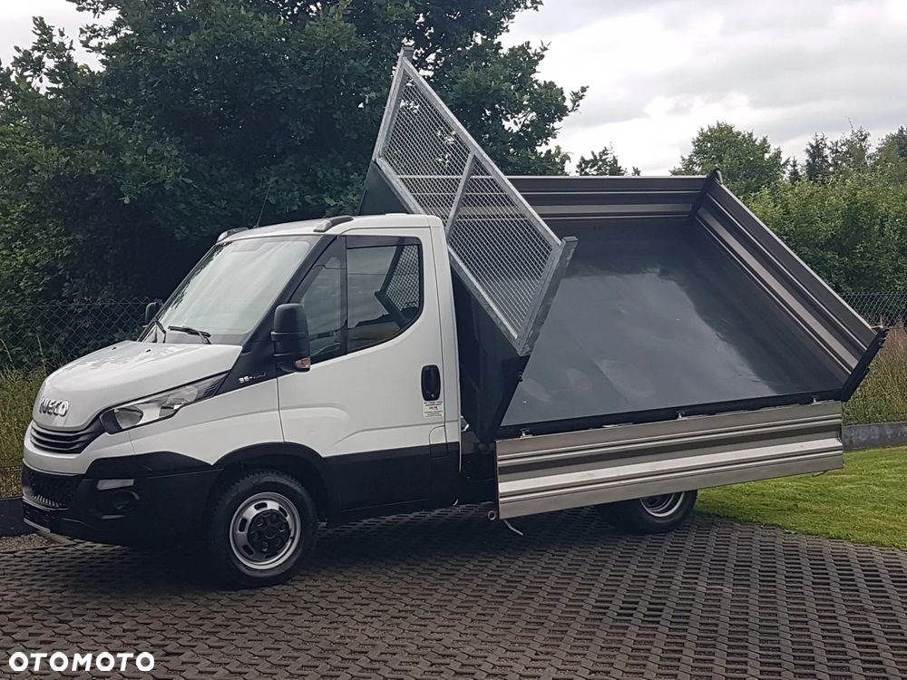 Iveco 35C15 WYWROTKA 3 STRONNA KIPER 3,20x2,06 BLIŹNIAKI KLIMA MANUAL 6-BIEGÓW HAK - 2