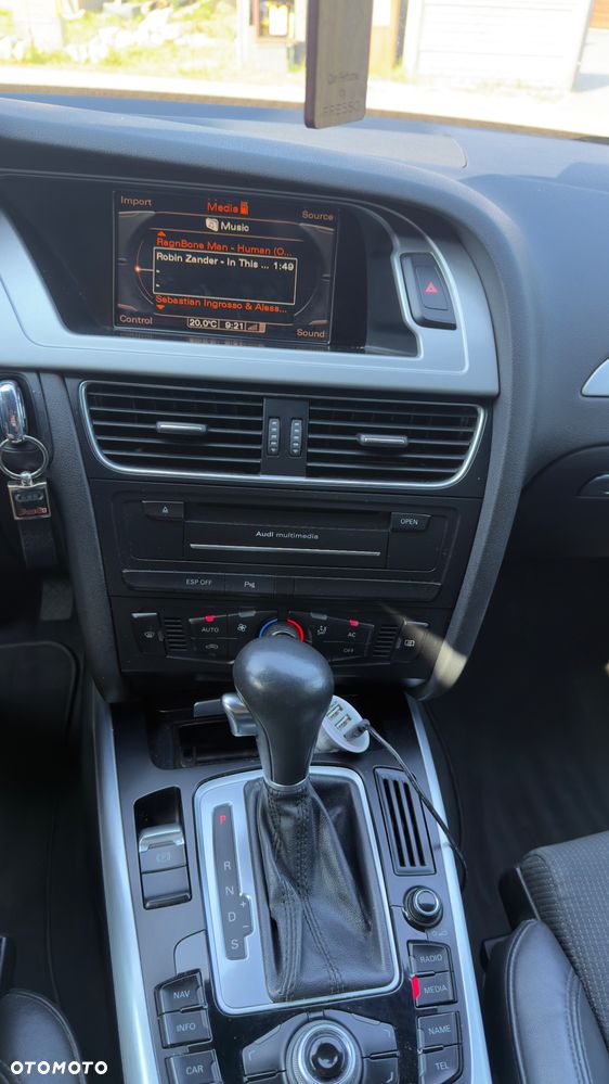 Audi A4 Avant 3.0 TDI Quattro S tronic - 9