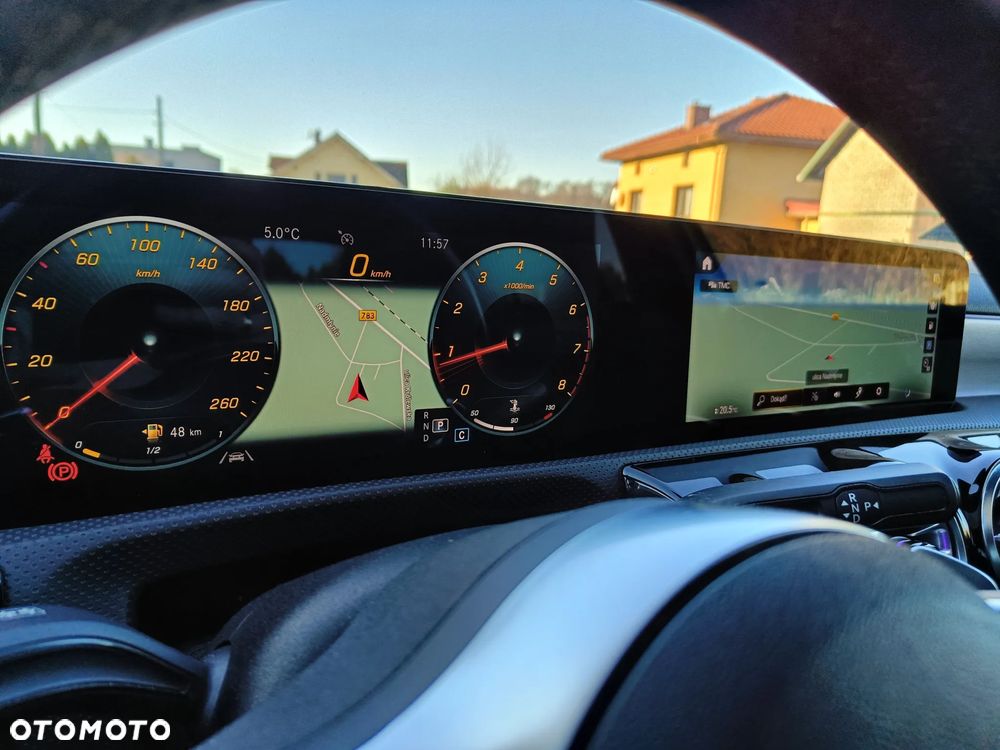 Mercedes-Benz Klasa A 200 AMG Line 7G-DCT - 27