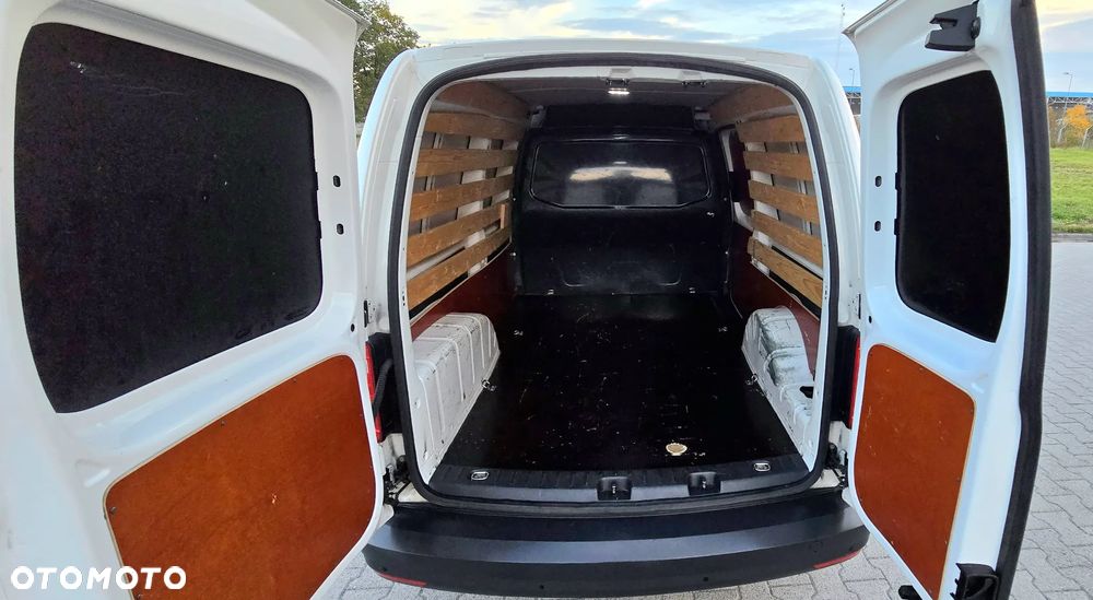 Volkswagen Caddy - 17