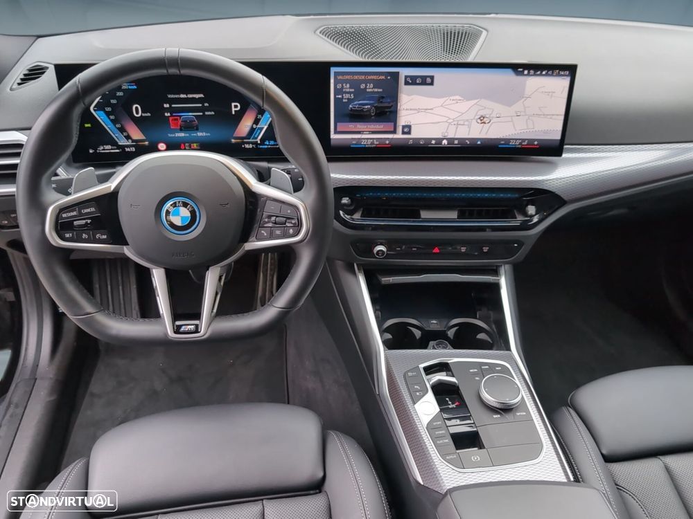 BMW 330 e Pack Desportivo M Auto - 12
