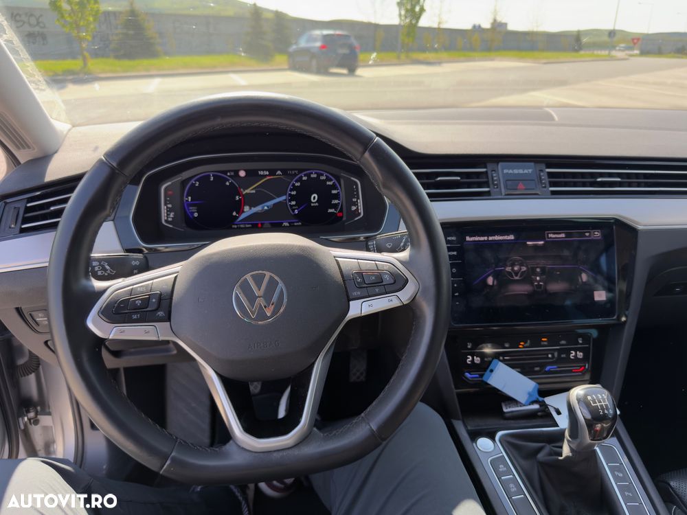 Volkswagen Passat 2.0 TDI SCR Elegance - 28