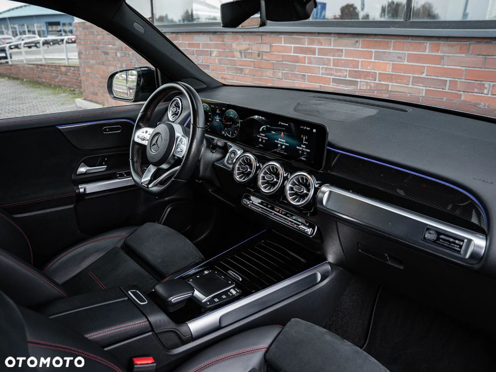 Mercedes-Benz GLB 200 d 8G-DCT Edition AMG Line - 24