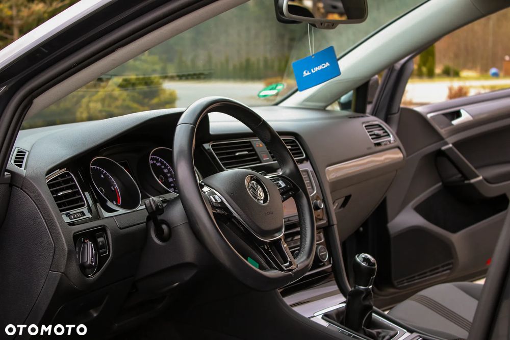 Volkswagen Golf 2.0 TDI BlueMotion Technology Allstar - 31