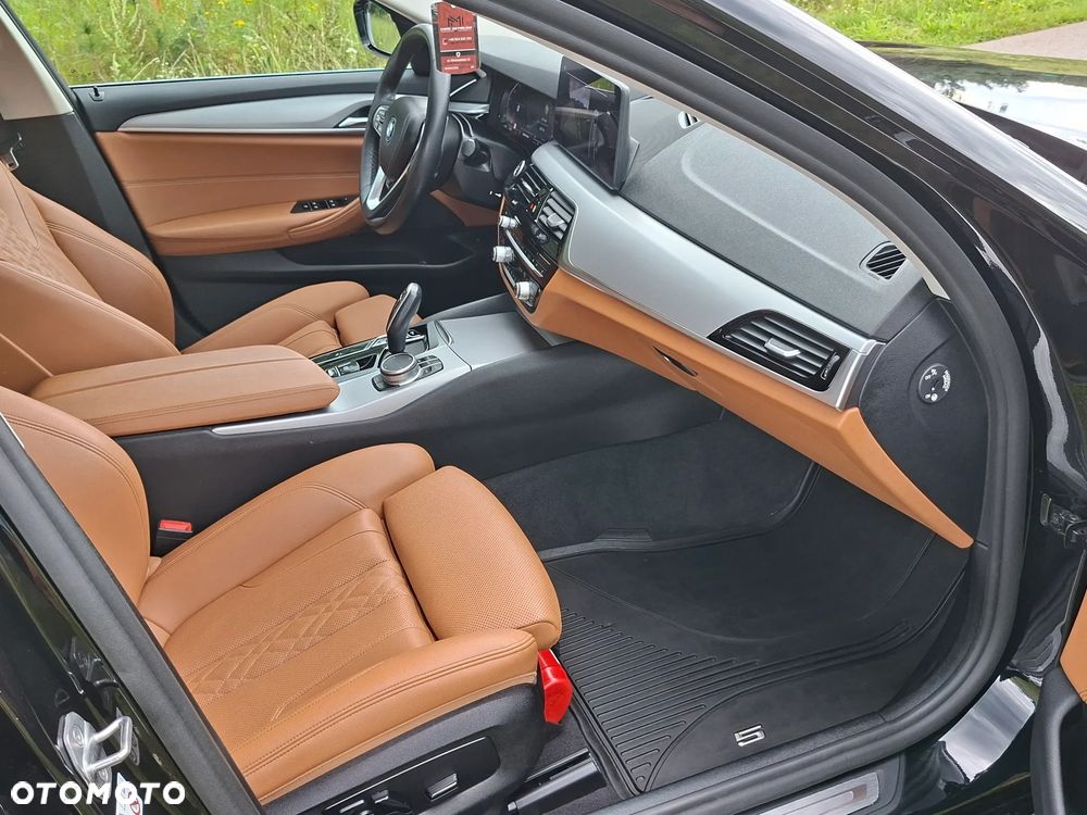 BMW Seria 5 520d xDrive mHEV Luxury Line - 23