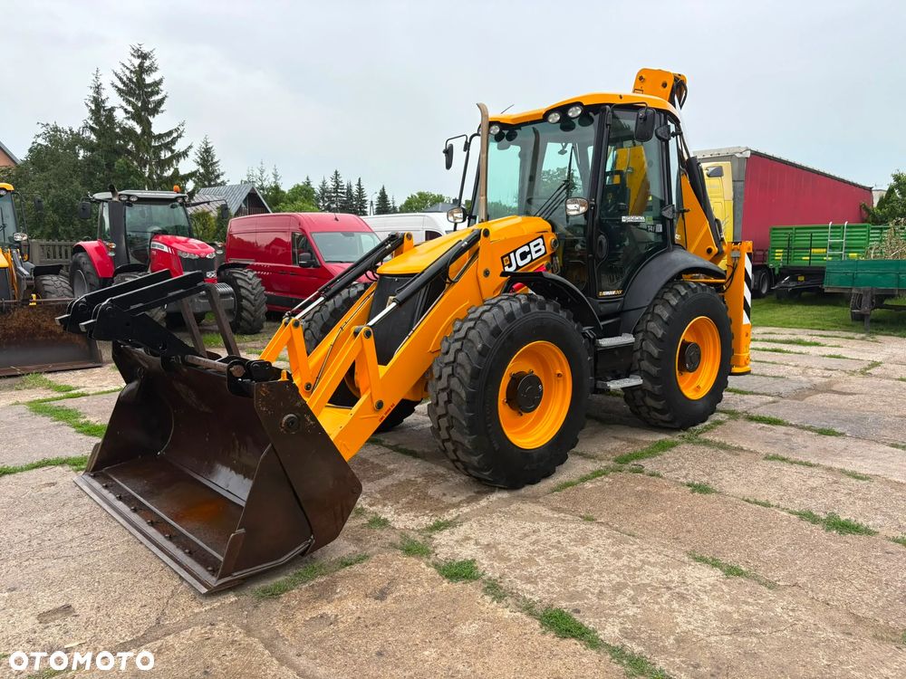 JCB 4CX - 3