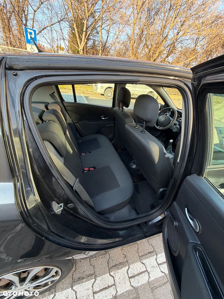 Renault Clio 1.2 16V Alize Euro5 - 12