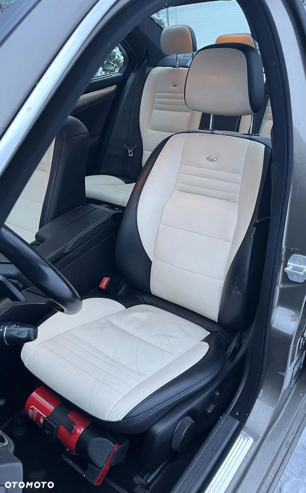 Mercedes-Benz Klasa C - 12