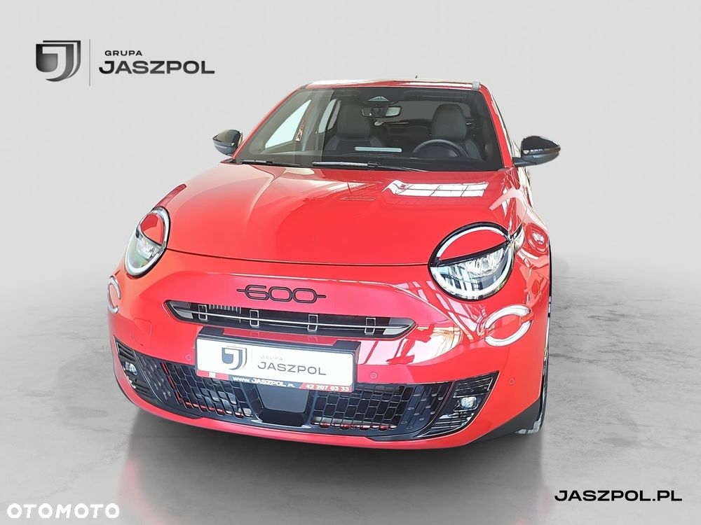 Fiat 600 1.2 Turbo Sport eDCT - 2