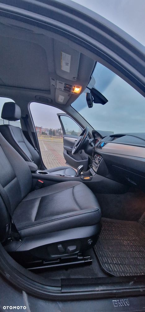 BMW X1 xDrive28i - 18