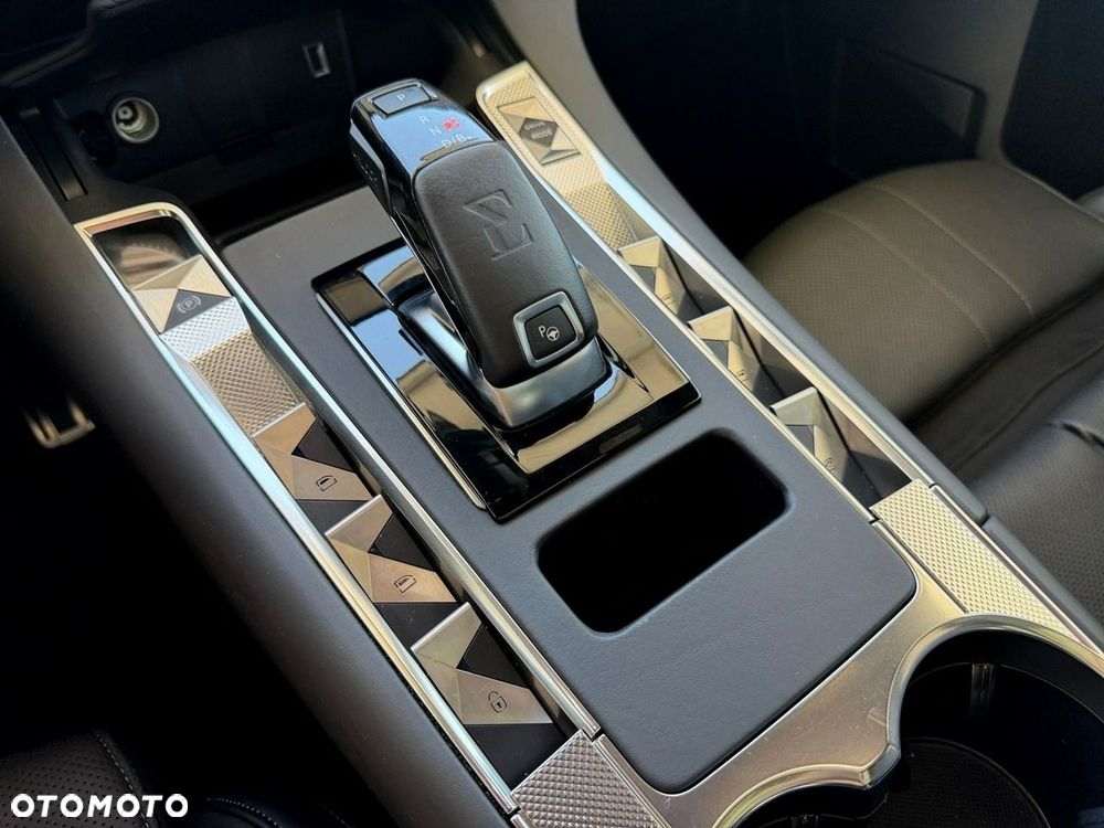 DS Automobiles DS 7 Crossback - 34
