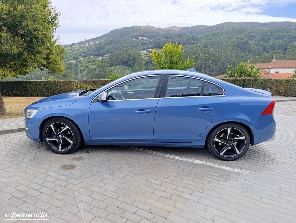 Volvo S60 1.6 D2 R-Design - 3