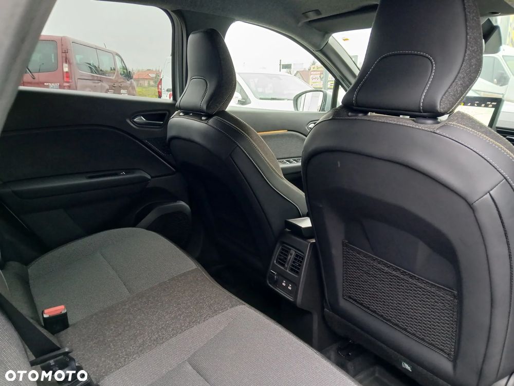 Renault Captur - 13