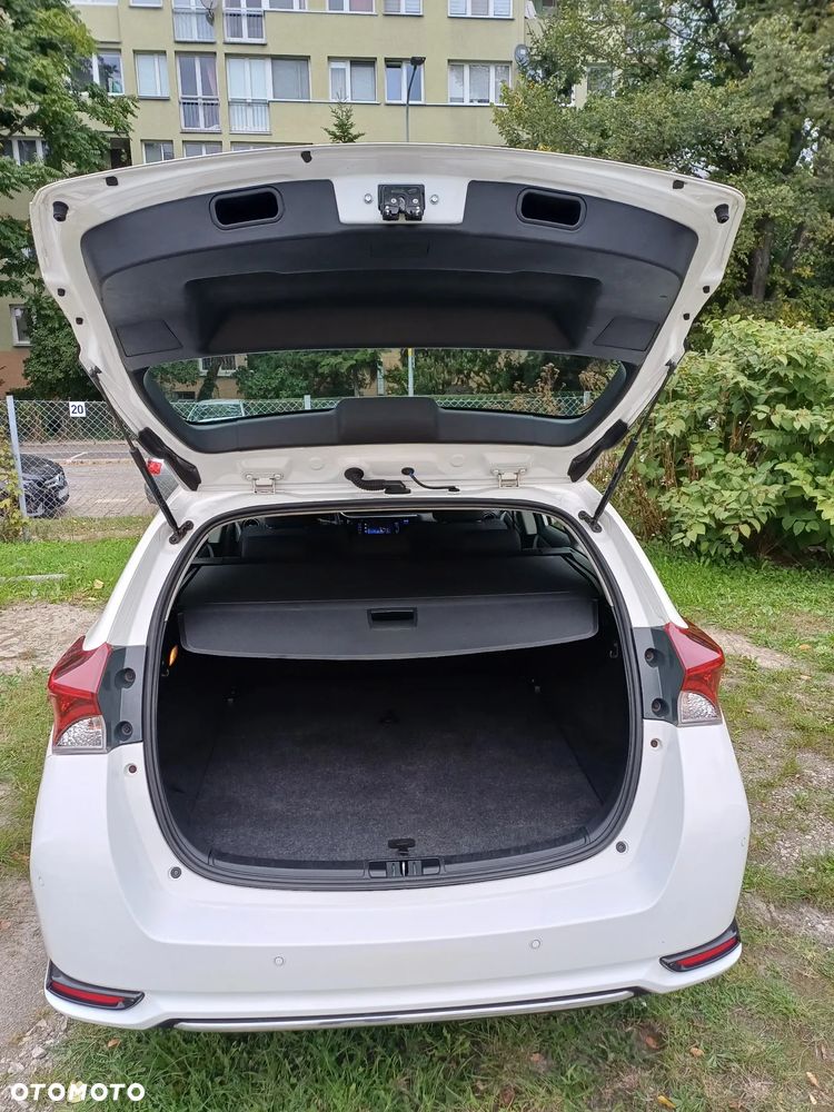 Toyota Auris Hybrid 135 Premium - 25