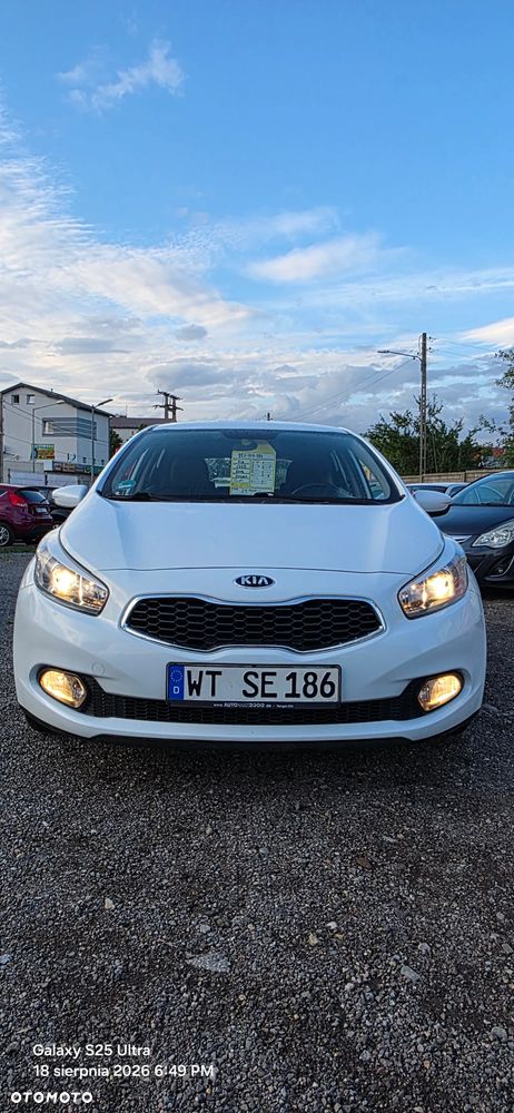 Kia Ceed - 3