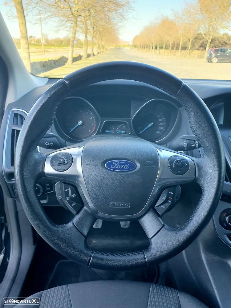 Ford Focus SW 1.0 EcoBoost S&S Titanium - 53
