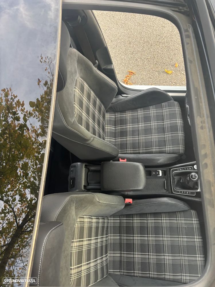 VW Golf 2.0 TDi GTD - 14