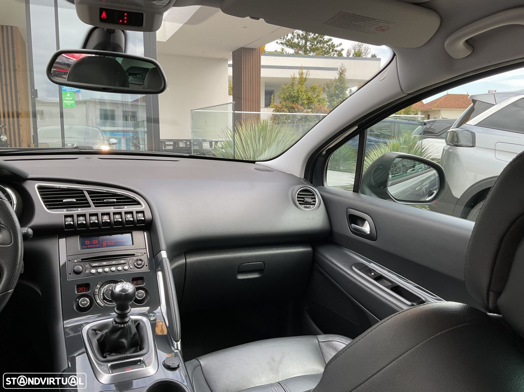 Peugeot 3008 1.6 HDi Executive - 30