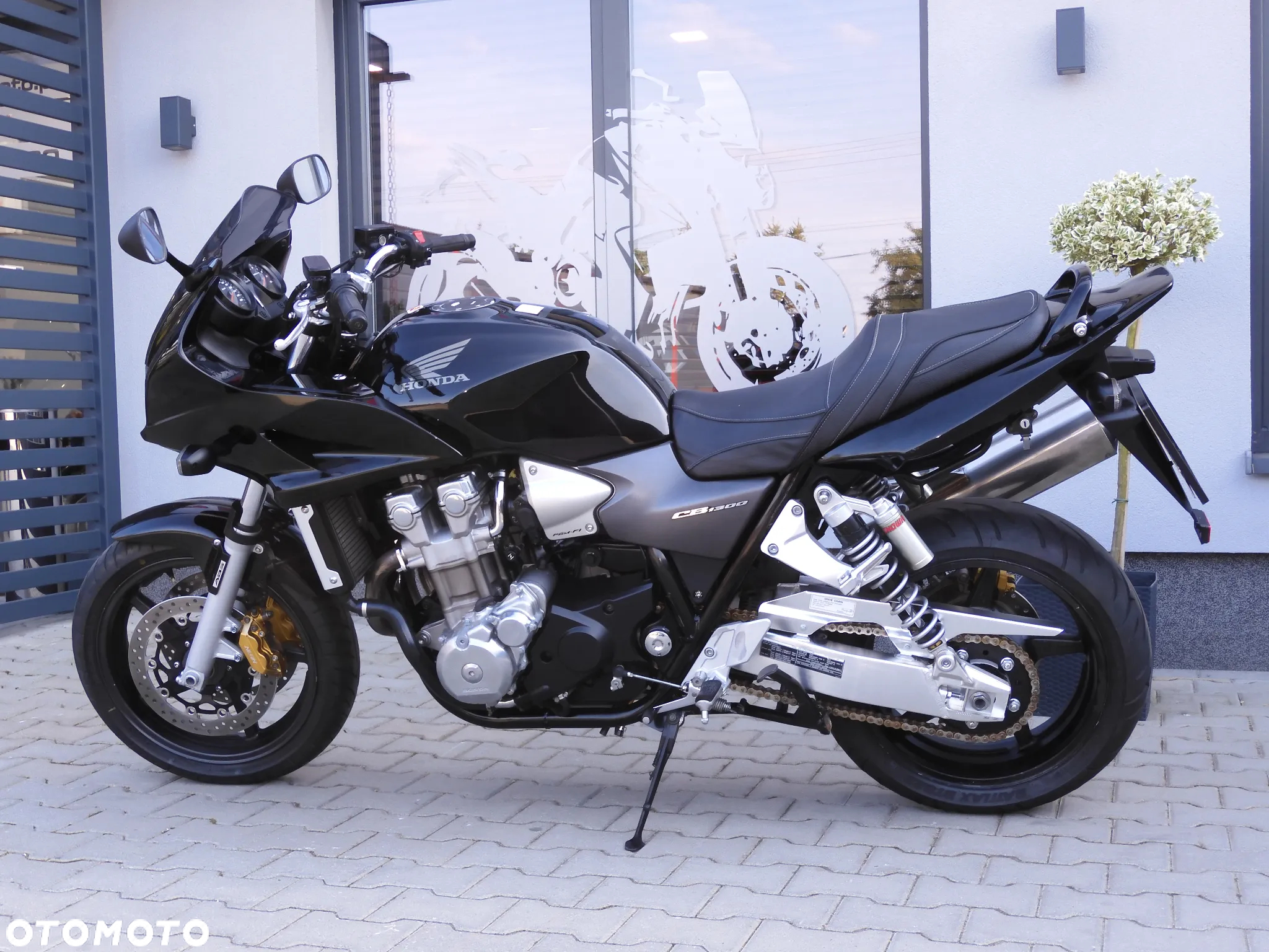 Honda CB - 38