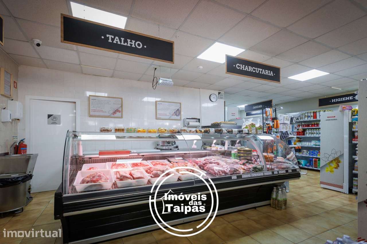 Trespasse de Supermercado, em Barco, Guimarães - Grande imagem: 2/13