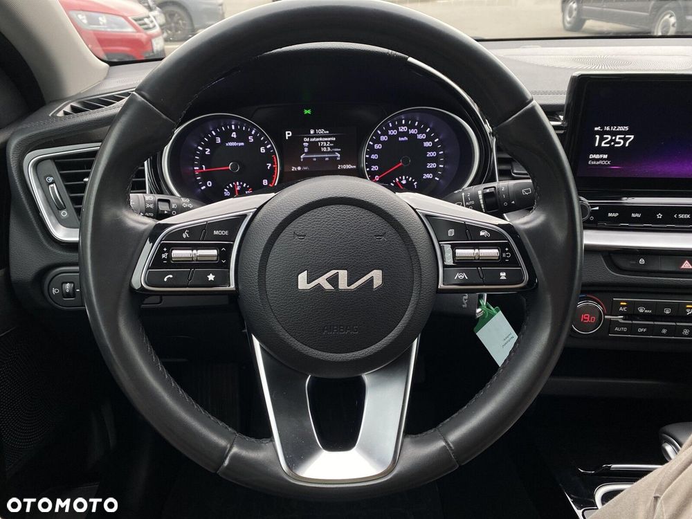 Kia XCeed 1.5 T-GDI M DCT - 14