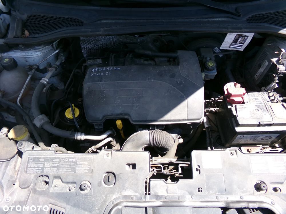 Renault Clio 1.2 16V Zen - 9
