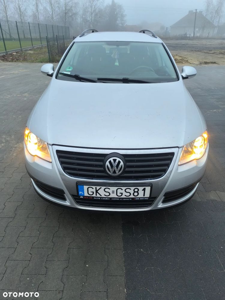 Volkswagen Passat 1.9 TDI Comfortline - 2