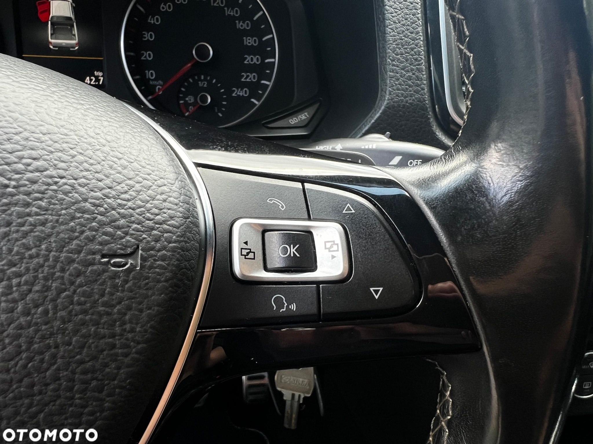 Volkswagen Amarok 3.0 V6 TDI 4Mot Aventura - 26
