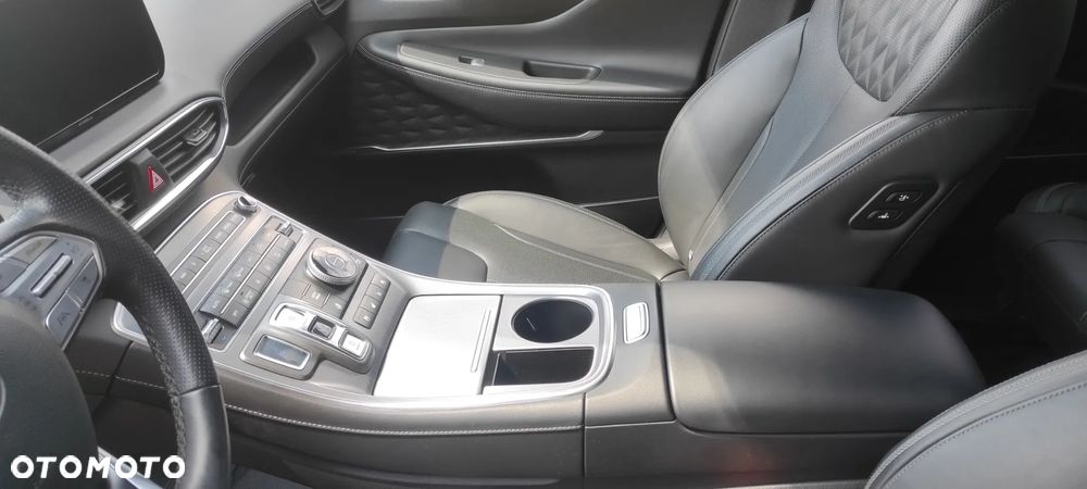 Hyundai Santa Fe 1.6 T-GDI HEV Platinum 4WD - 4