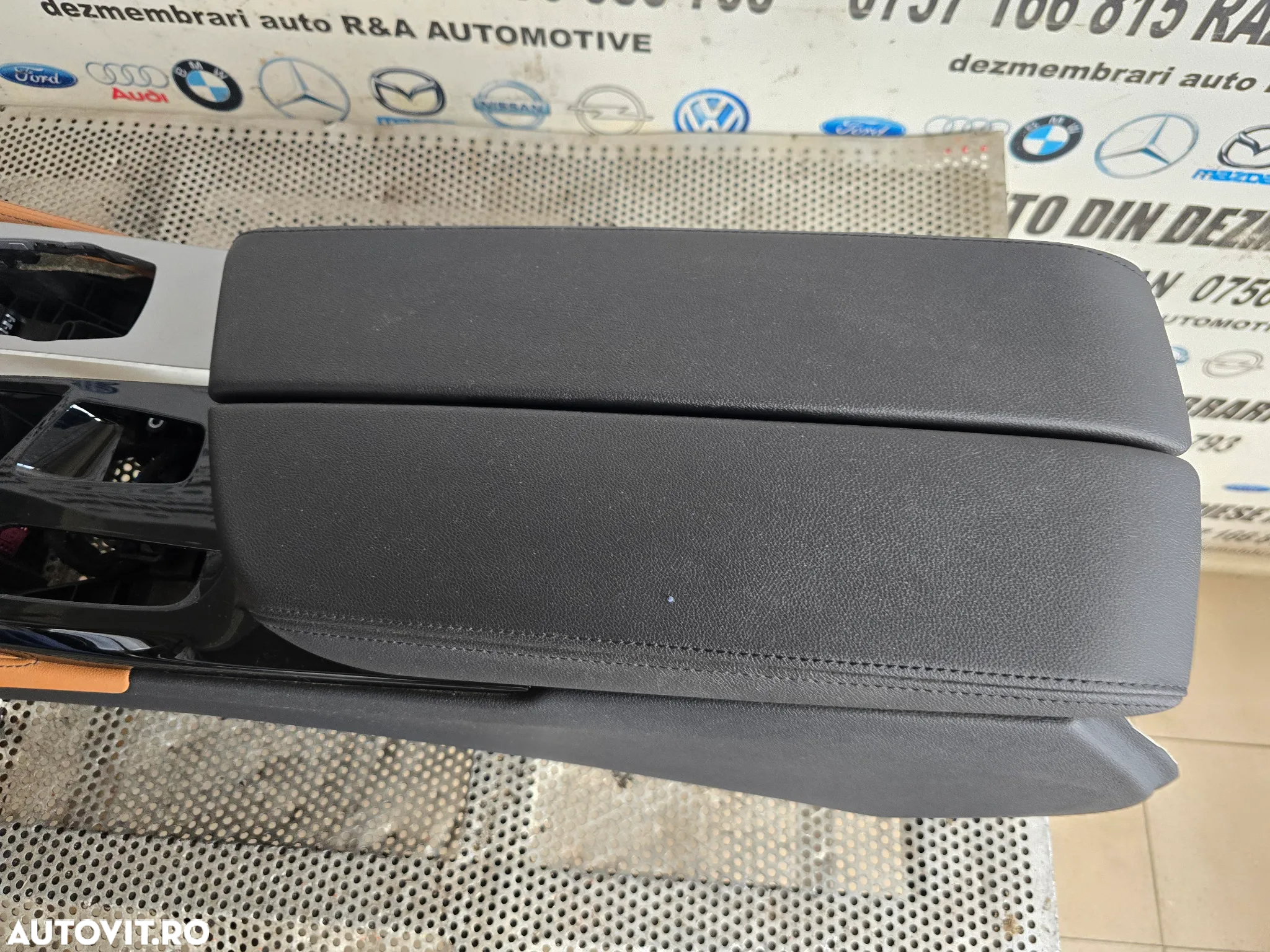 Cotiera Bmw G30 G31 Volan Stanga Impecabila - 5