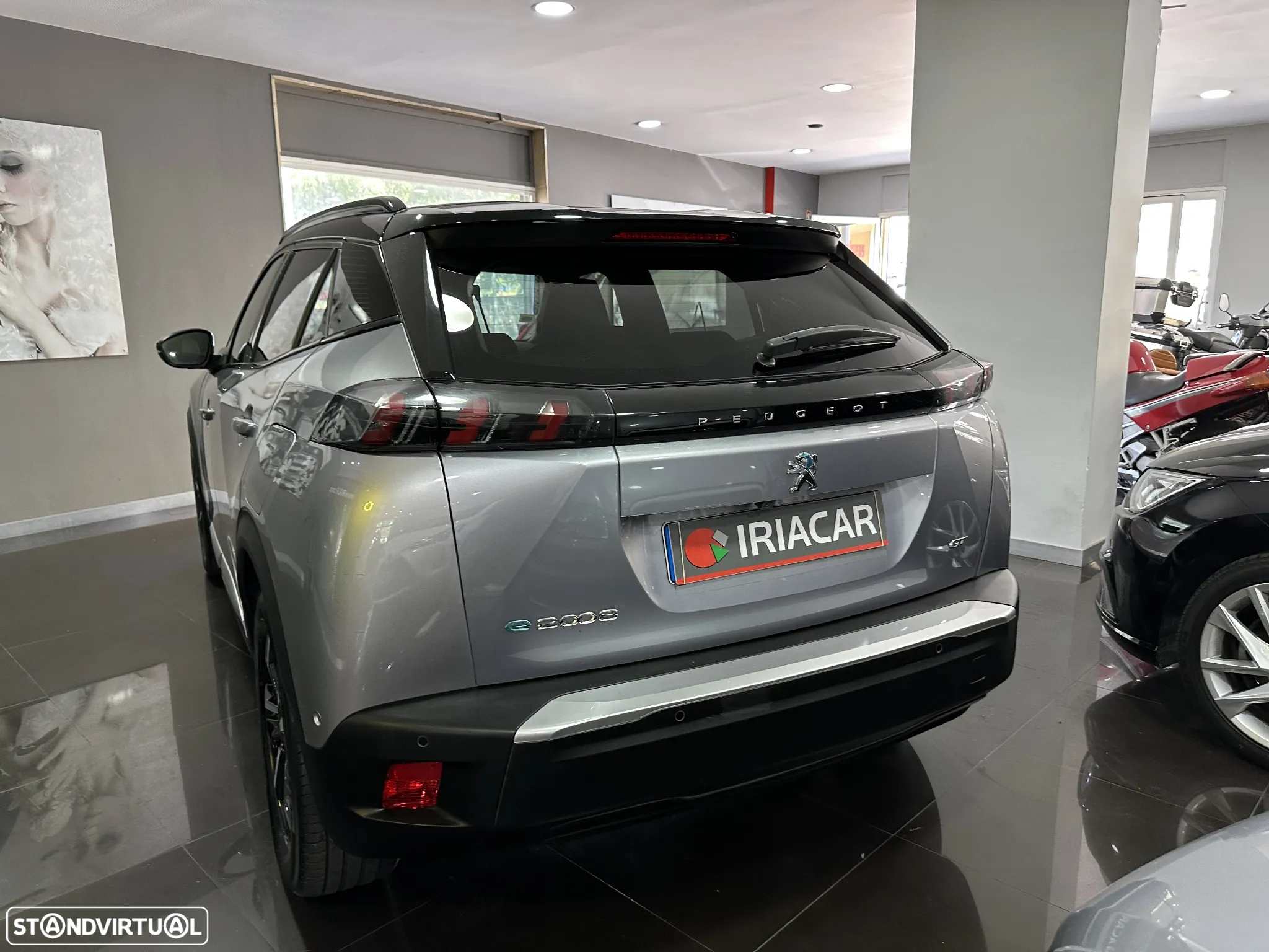 Peugeot e-2008 50 kWh GT Pack - 11
