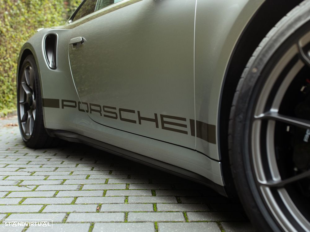 Porsche 911 (992) Turbo 50 Years - 10